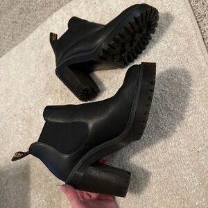 Dr Martens Hurston boots